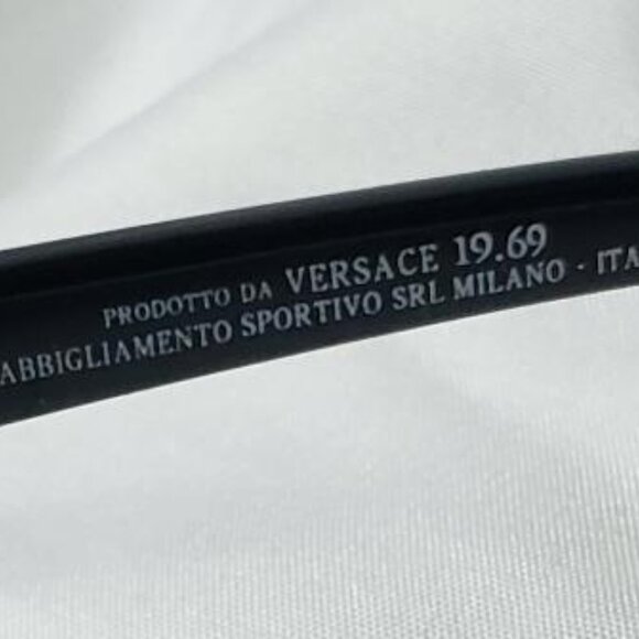 WOMENS VERSACE 19.69 LLV9630 57-17-135 BLACK SUNGLASSES W/CLAM SHELL CASE main image 11